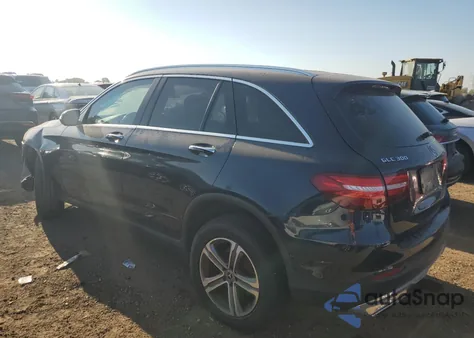 2019 Mercedes-Benz Glc 300 4Matic z USA, uszkodzony, nr VIN WDC0G4KB9KV183187